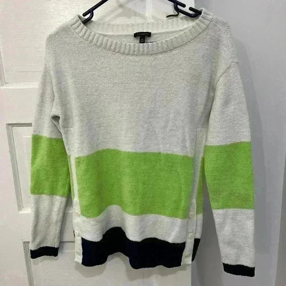 Super soft Talbots, white, navy and green sweater - Picture 1 of 4